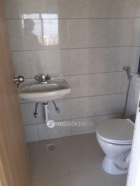 2 BHK Flat In Kumar Pebble Park for Rent  In Hadapsar