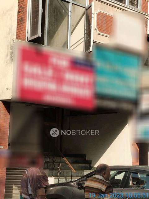 Godown/Warehouse in Lajpat Nagar, Delhi for Rent 