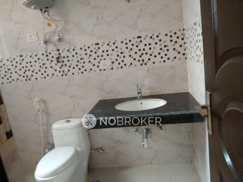 4+ BHK Villa In Supertech Upcountry &#40;plotted&#41; For Sale  In Sector 17a