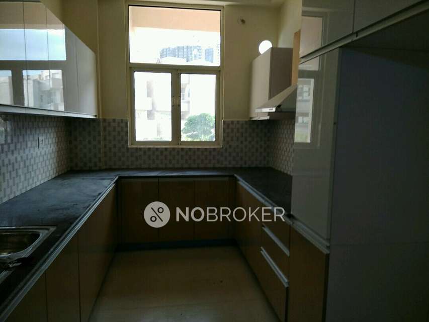 4+ BHK Villa In Supertech Upcountry &#40;plotted&#41; For Sale  In Sector 17a