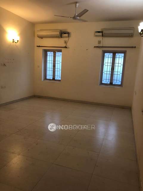 4 BHK Flat In Standalone Building  for Rent  In Mandavali 