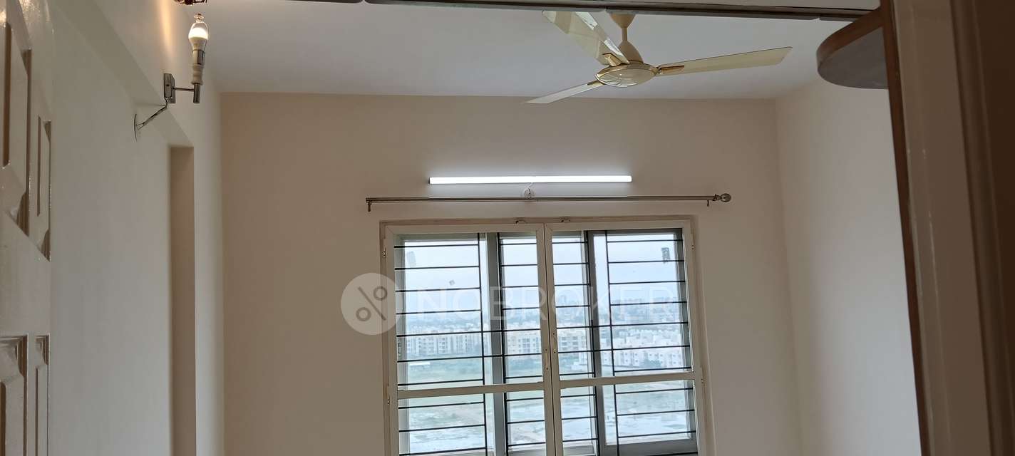 3 BHK Flat In Embassy Residency Phase Ii  For Sale  In Perumbakkam