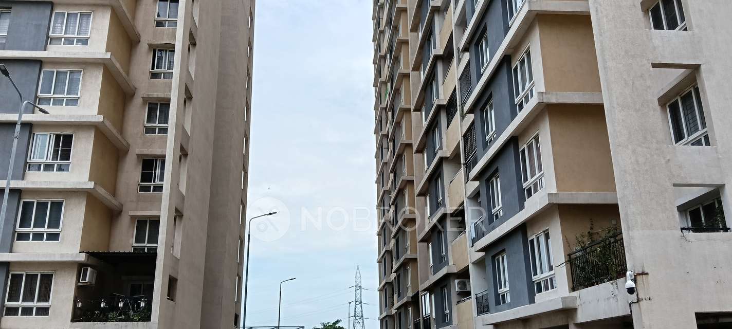 3 BHK Flat In Embassy Residency Phase Ii  For Sale  In Perumbakkam