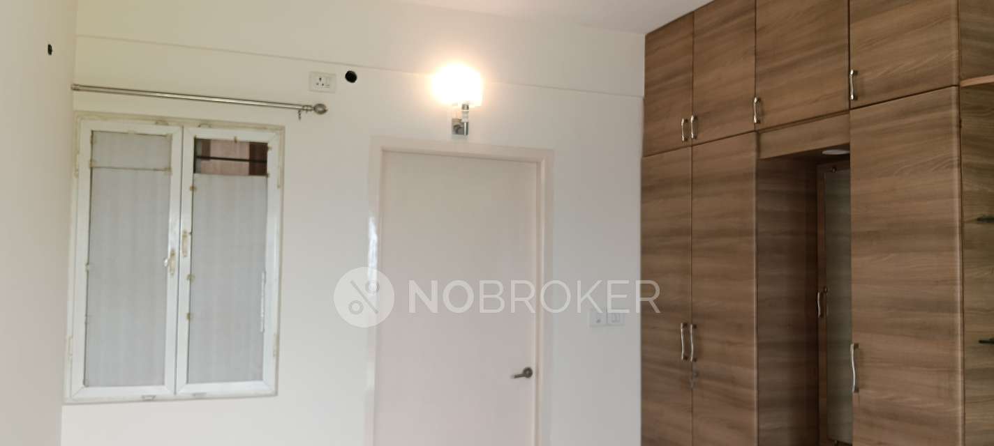 3 BHK Flat In Embassy Residency Phase Ii  For Sale  In Perumbakkam