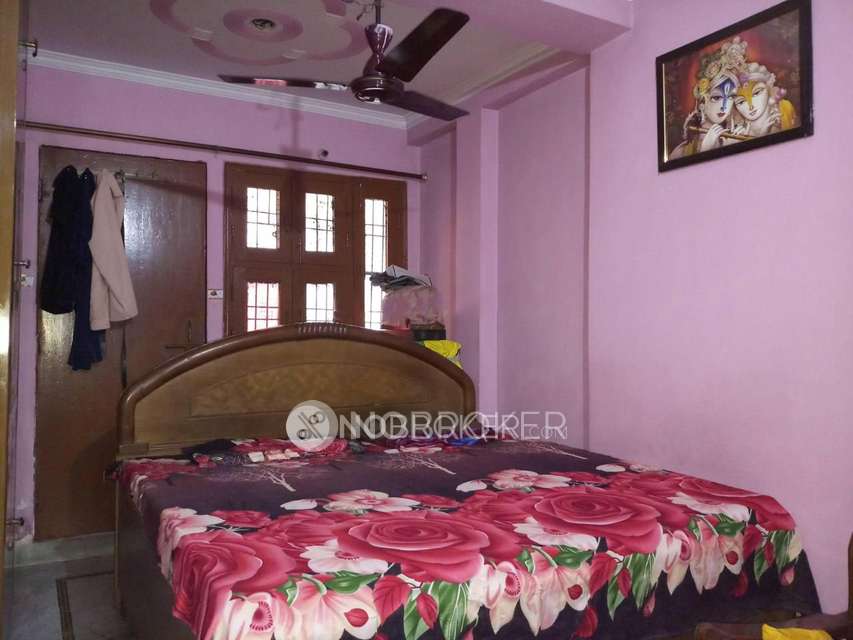 2 BHK Flat In Manokamna Apartment For Sale  In Vasundhara