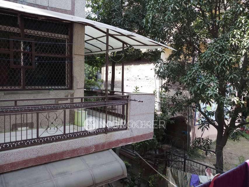 2 BHK Flat In Manokamna Apartment For Sale  In Vasundhara