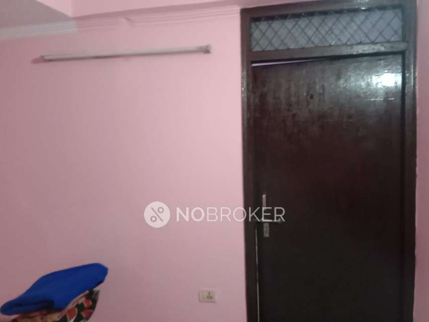 2 BHK Flat In Apartment For Sale  In Chirag Dilli