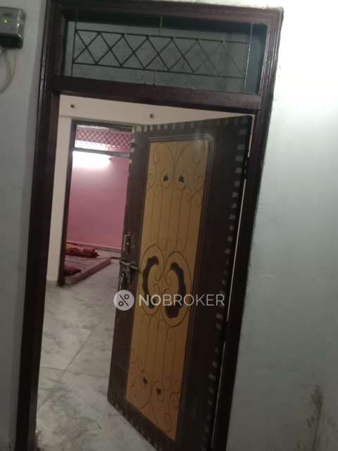 2 BHK Flat In Apartment For Sale  In Chirag Dilli