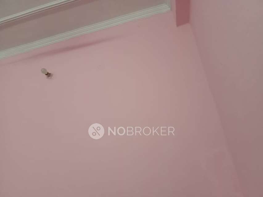 2 BHK Flat In Apartment For Sale  In Chirag Dilli