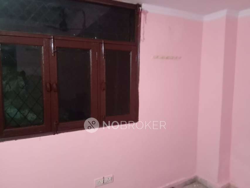 2 BHK Flat In Apartment For Sale  In Chirag Dilli