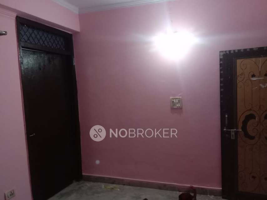 2 BHK Flat In Apartment For Sale  In Chirag Dilli