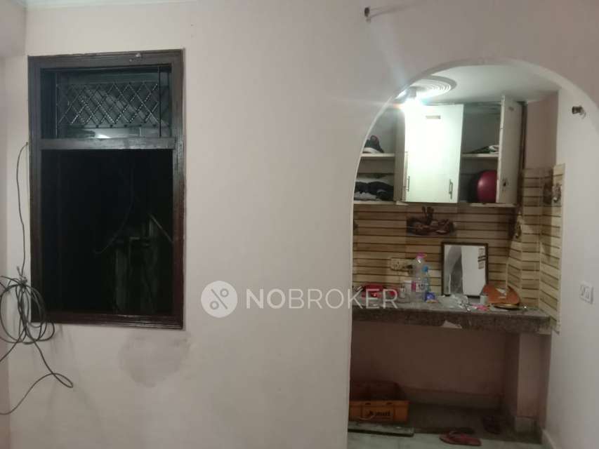 2 BHK Flat In Apartment For Sale  In Chirag Dilli