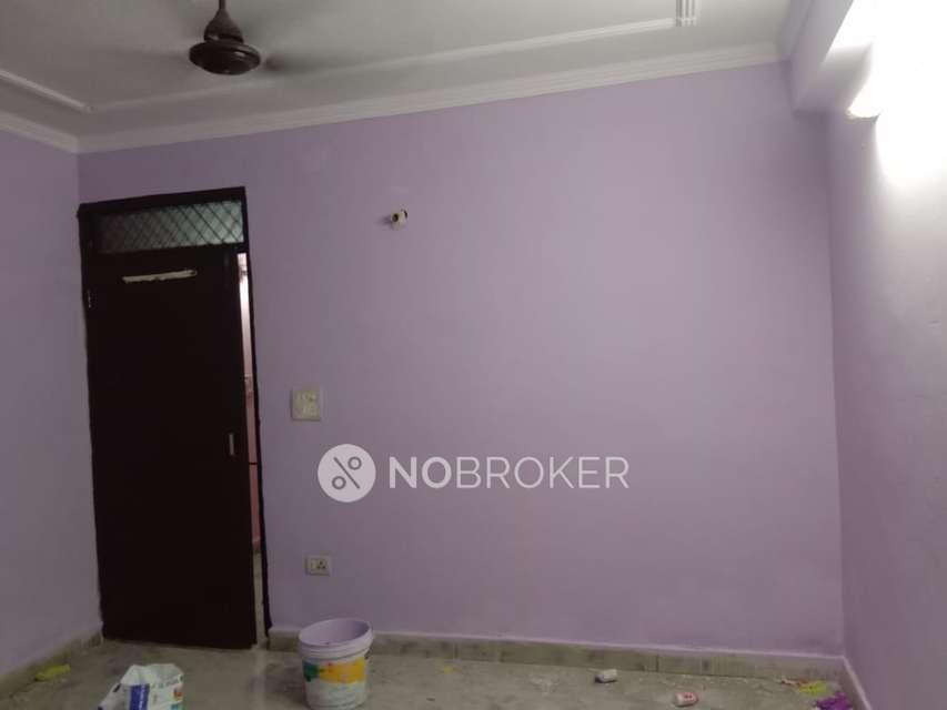 2 BHK Flat In Apartment For Sale  In Chirag Dilli