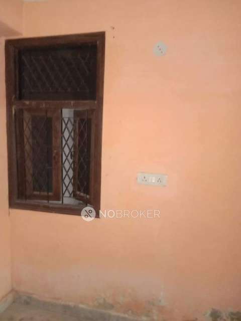 2 BHK Flat In Apartment For Sale  In Chirag Dilli