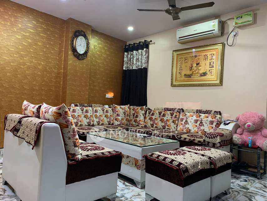 3 BHK Flat for Rent  In Nangloi