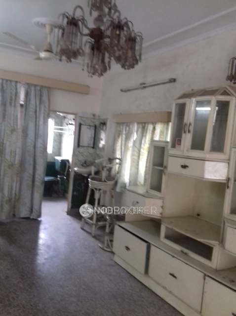 4 BHK Flat In Pant Nagar, New Delhi-110014 For Sale  In  Jangpura