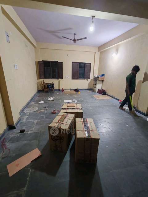 Godown/Warehouse in Koti, Hyderabad for Rent 