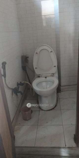 4+ BHK Flat In Standalone Building  For Sale  In Tri Nagar