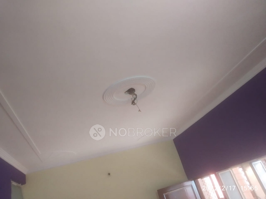 1 RK Flat for Rent  In  Patparganj