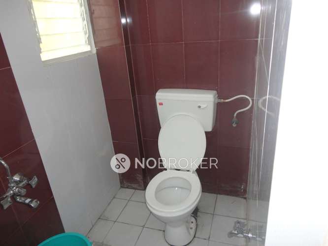 2 BHK Flat In Navratna Swastik Society For Sale  In Hadapsar