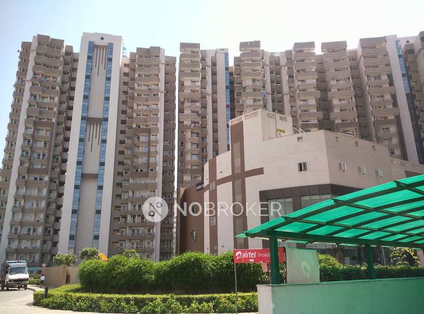 4 BHK Flat In Supertech Capetown For Sale  In Sector 74