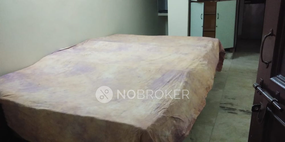 Independent House Shakarpur Khas Rent WITHOUT BROKERAGE Semi