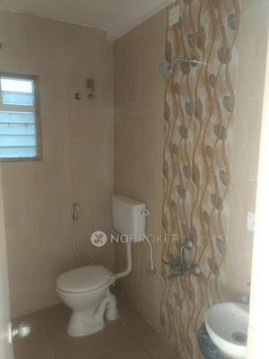 2 BHK Flat In Amarprakash Temple Waves For Sale  In Chromepet