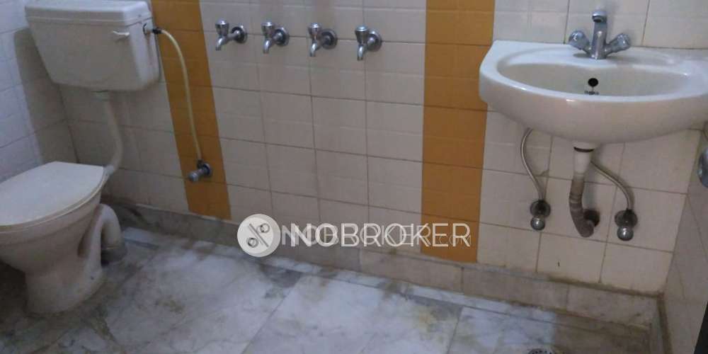 2 BHK Flat For Sale  In Tilak Nagar