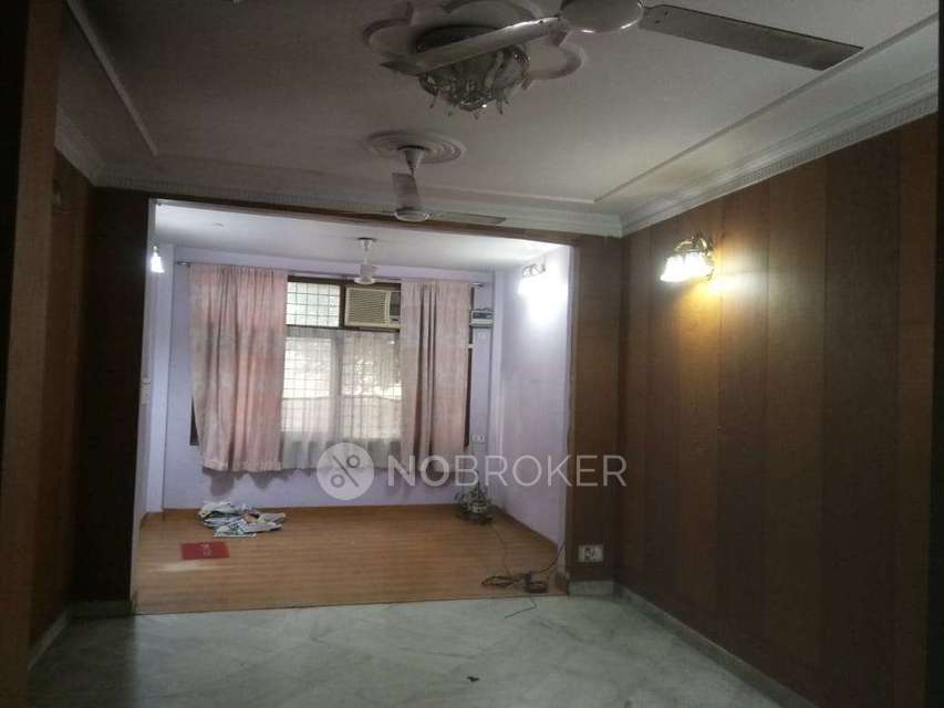 3 BHK Flat In Na For Sale  In Rajendra Nagar 