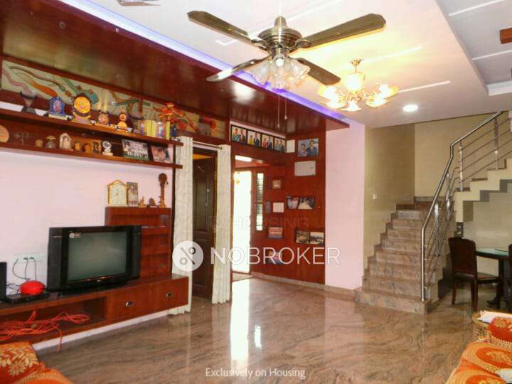 4+ BHK Flat For Sale  In Uttarahalli