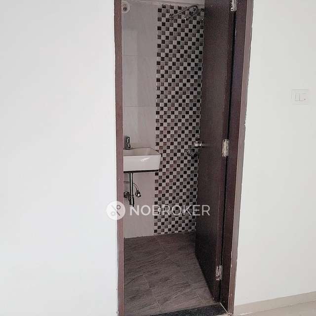 2 BHK Flat In Majestique Magnum For Sale  In Pisoli