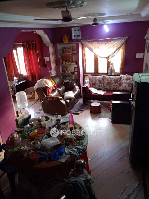 4+ BHK Flat For Sale  In Kothapet