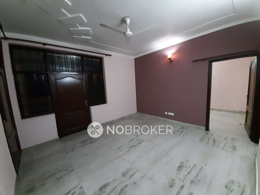 3 BHK Flat for Rent  In  Sector 19