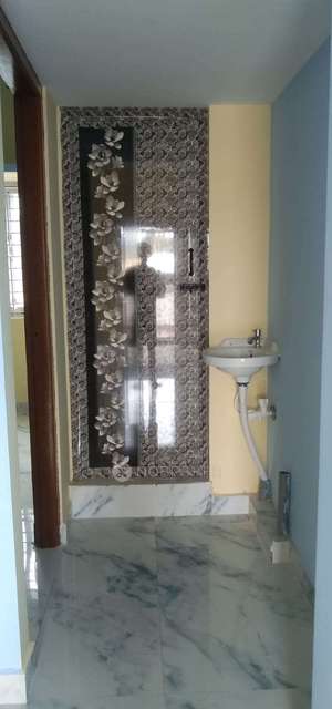 1 BHK Flat In Standalone Building  For Sale  In Hoskote 