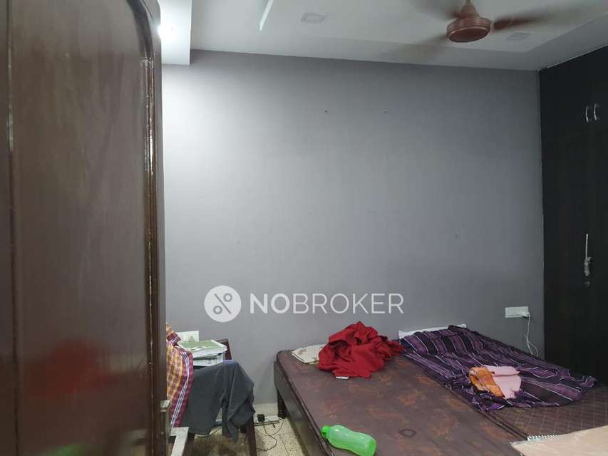2 BHK Flat For Sale  In Rajinder Nagar