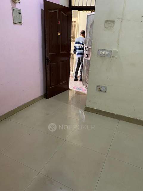 1 BHK Flat For Sale  In Indirapuram