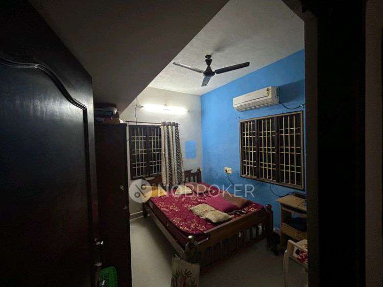 2 BHK Flat In Na for Rent  In Medavakkam 