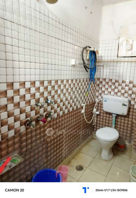 2 BHK Flat In Standalo Ne Building For Sale  In Sahibabad