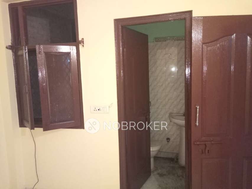 2 BHK Flat In Green Valley Apartment For Sale  In Badarpur