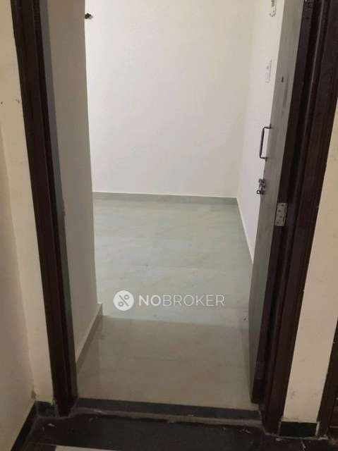 1 BHK Flat In Kshitija Shree Laxmi Residency For Sale  In Byculla West