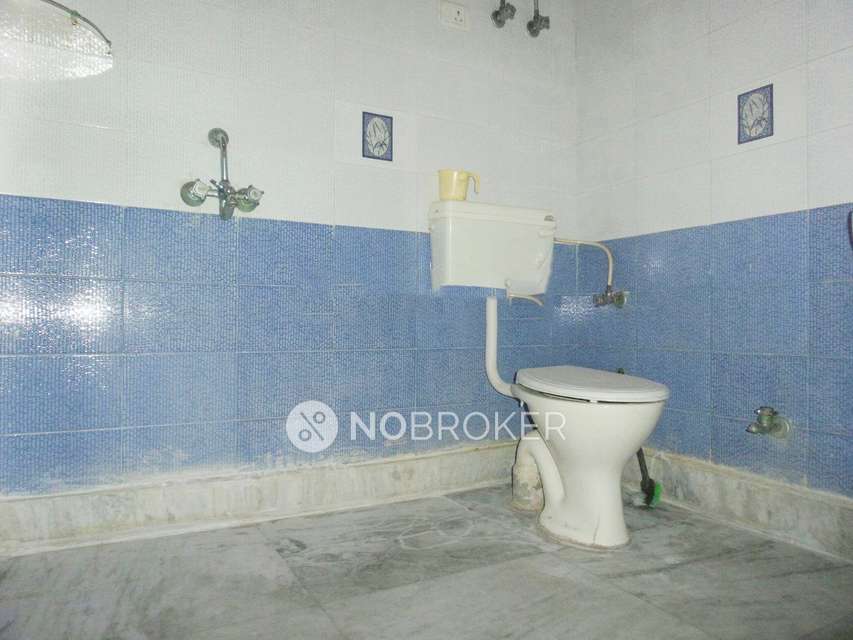 2 BHK Flat In Soho Appartments For Sale  In Indirapuram