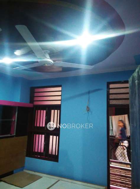 2 BHK Flat For Sale  In Vinod Nagar East