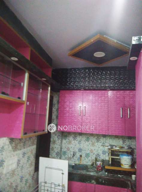 2 BHK Flat For Sale  In Vinod Nagar East