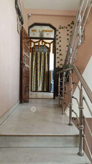 PG for Girls in Sarita Vihar