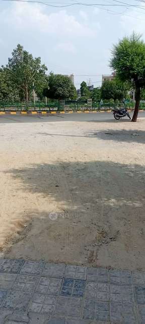 Shop in Sector 81, Faridabad for Rent 