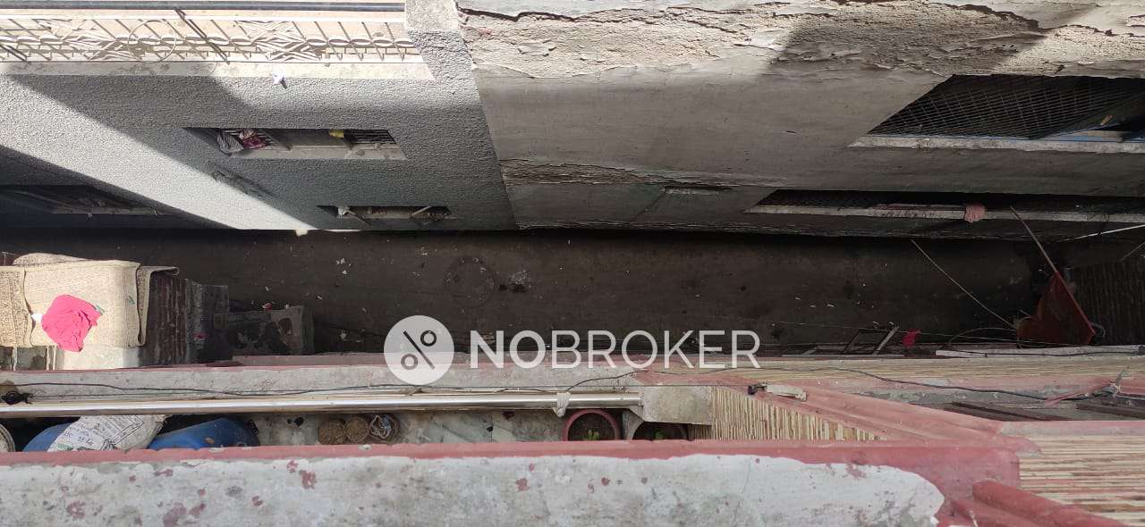 2 BHK Flat For Sale  In Tughlakabad