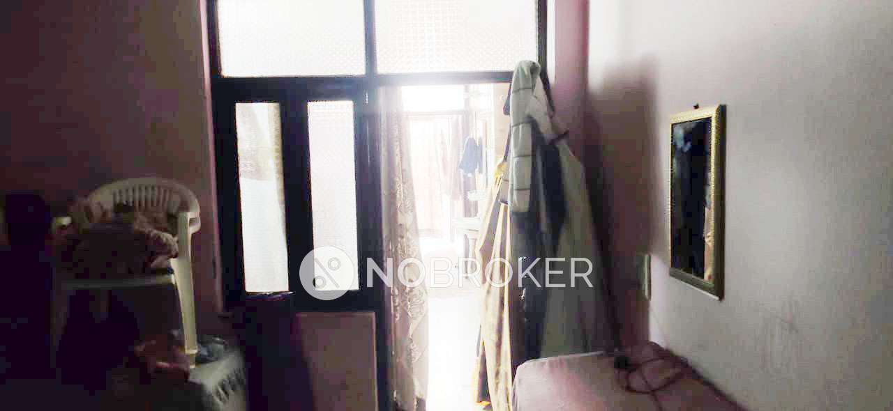 2 BHK Flat For Sale  In Tughlakabad