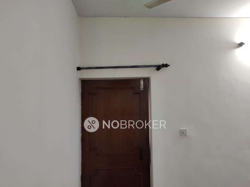 2 BHK Flat In Dda Mig Flats For Sale  In Mayur Vihar Phase 2, New Delhi