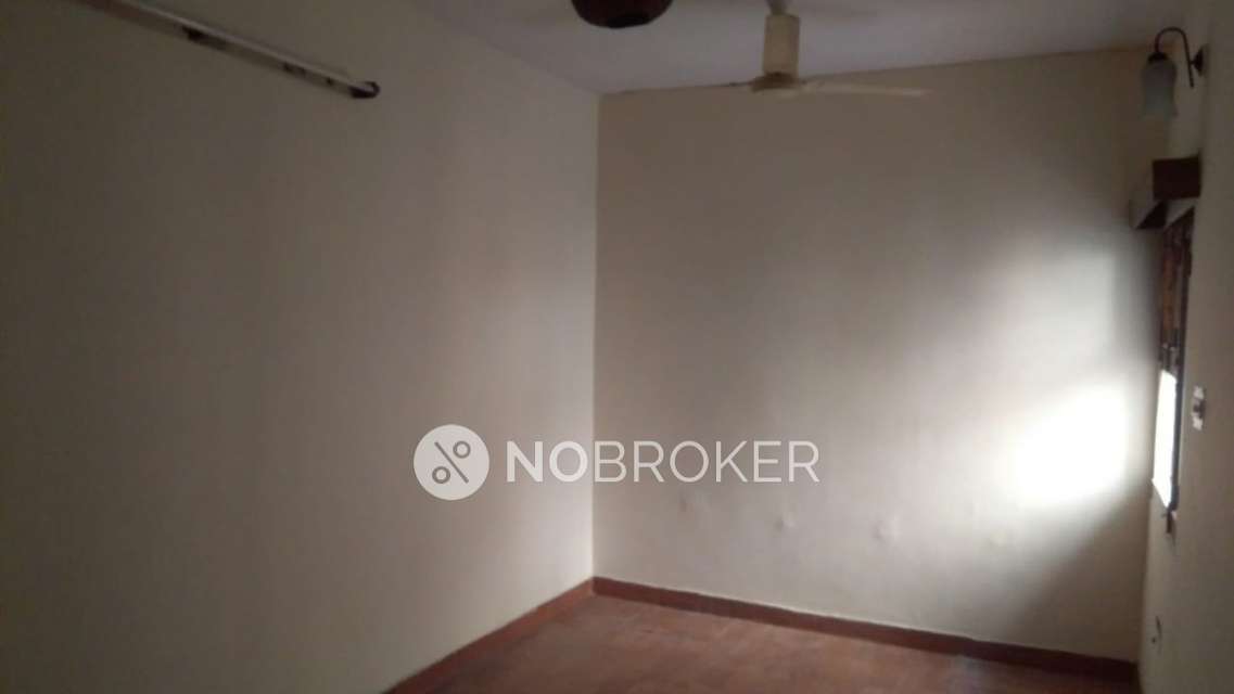 2 BHK Flat In Dda Mig Flats For Sale  In Mayur Vihar Phase 2, New Delhi