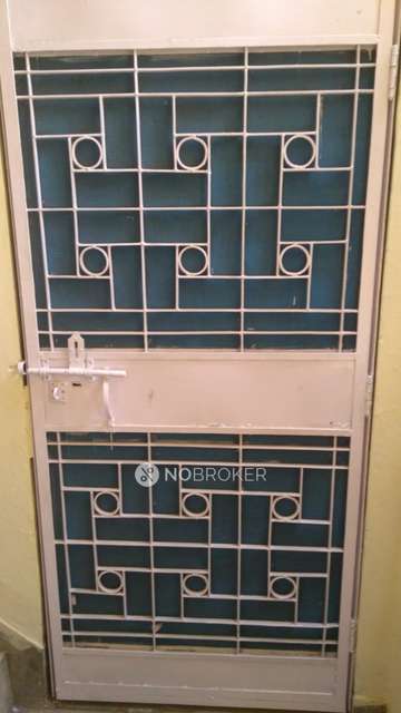 2 BHK Flat In Dda Mig Flats For Sale  In Mayur Vihar Phase 2, New Delhi